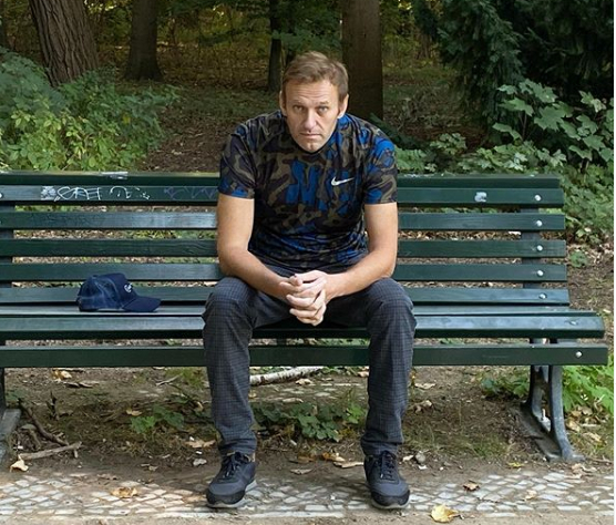 Alexei Navalny blames Vladimir Putin for poisoning him