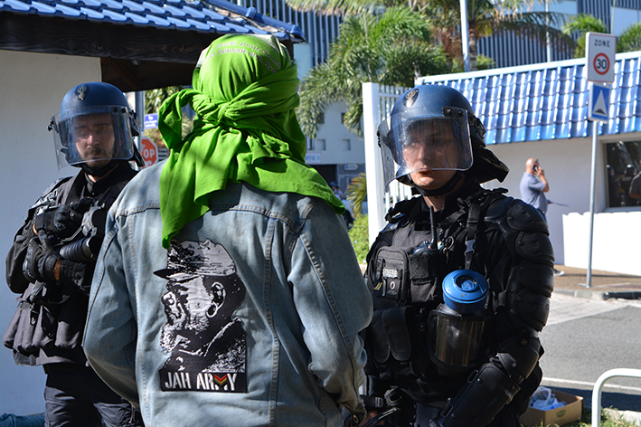 Mining factory takeover: Demonstrators demanding meeting with government